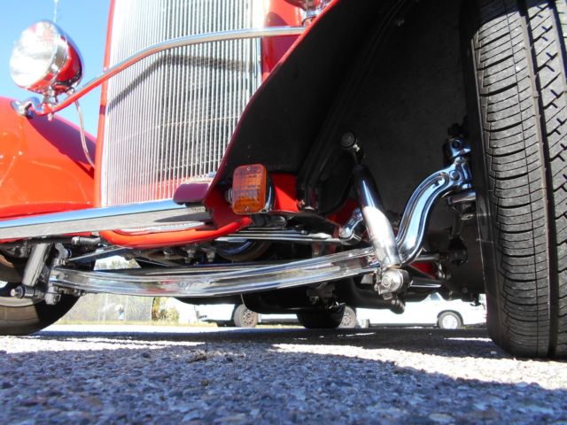 1932 Ford Coupe 3 Window Coupe,Red.383 Crate Motor - photo 8