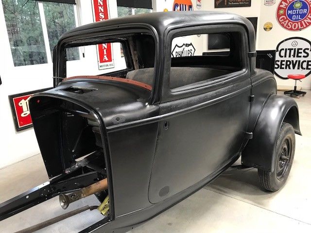 1932 Ford 3 Window Coupe, uncut, unchopped, real Henry steel. Rare find! 1932 Ford Model B Deluxe