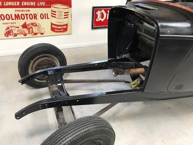 1932 Ford Model B Deluxe - photo 10