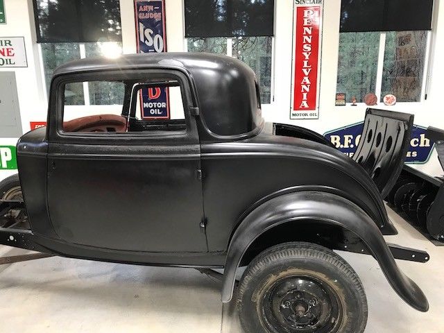 1932 Ford Model B Deluxe - photo 3