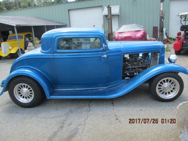 1932 Ford Cpe - photo 2