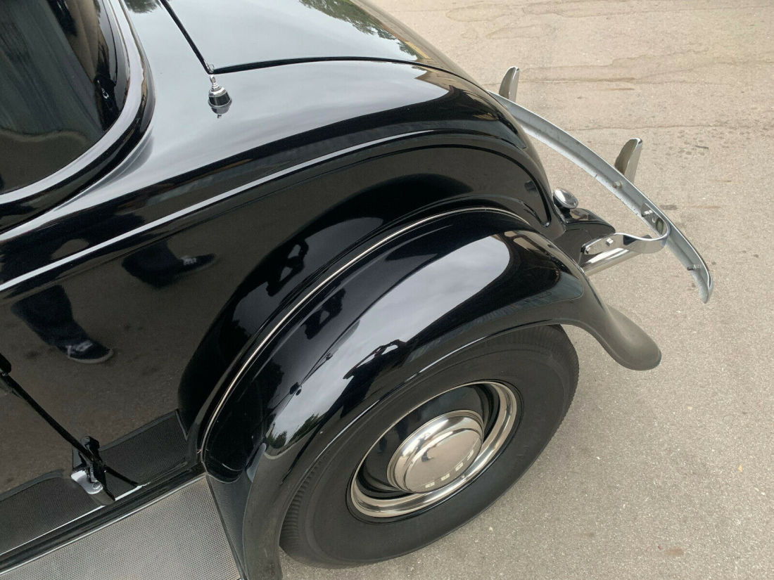 1932 Ford Deluxe Deluxe - photo 12