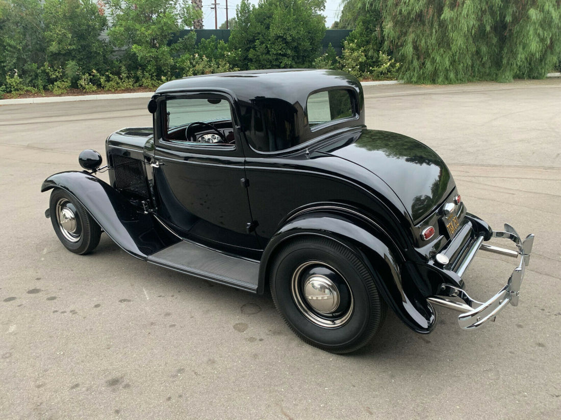 1932 Ford Deluxe Deluxe - photo 4