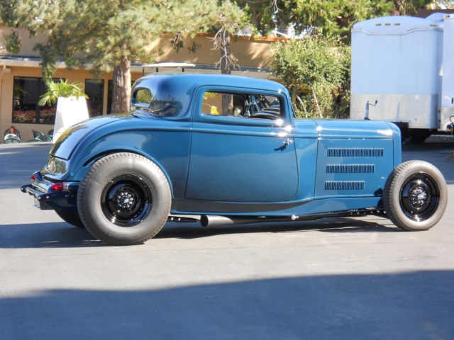 1932 Ford 3 window - photo 4