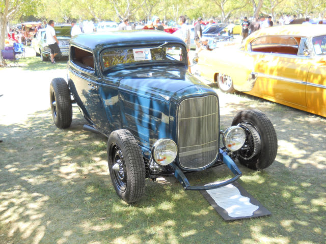 1932 Ford 3 window - photo 9