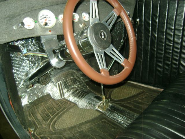 1932 Ford 3W  Coupe - photo 6