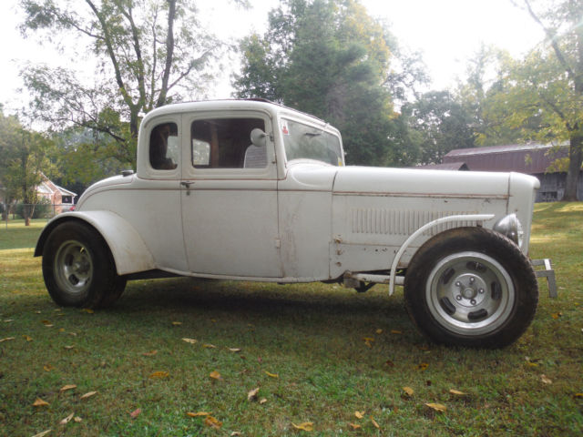 1932 Ford Model B 5 Window Coupe - photo 5