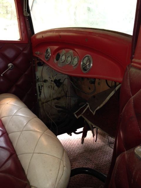 1932 Ford 5-Window Coupe - photo 12