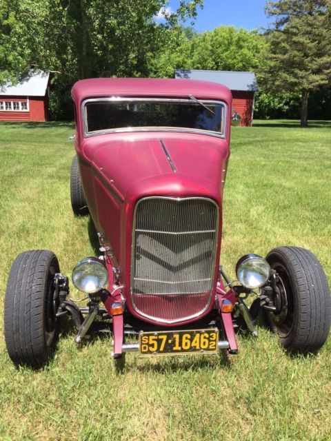 1932 ford 5 window coupe & trailor 1932 Ford coupe