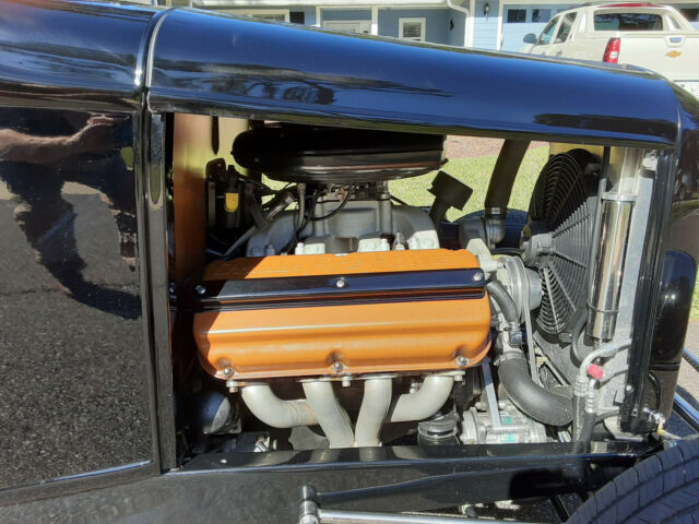 1932 Ford 2 door Coupe 5 Window Highboy - photo 4