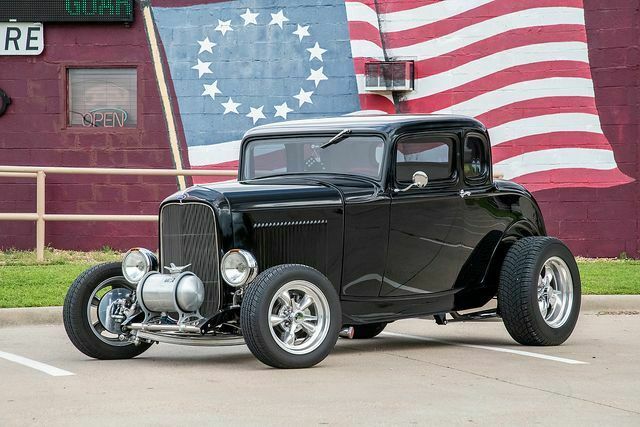 1932 Ford 5-Window Coupe Hi Boy Downs Manufacturing Black Very Nice Build! 1932 Ford 5-Window Coupe --