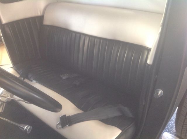 1932 Ford Delux 5 window coupe 5 window coupe - photo 9