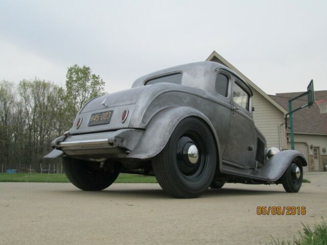 1932 Ford 5 window coupe - photo 8