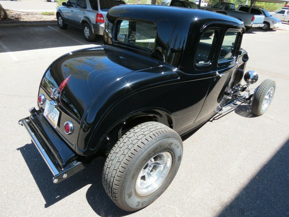 1932 Ford Coupe - photo 10