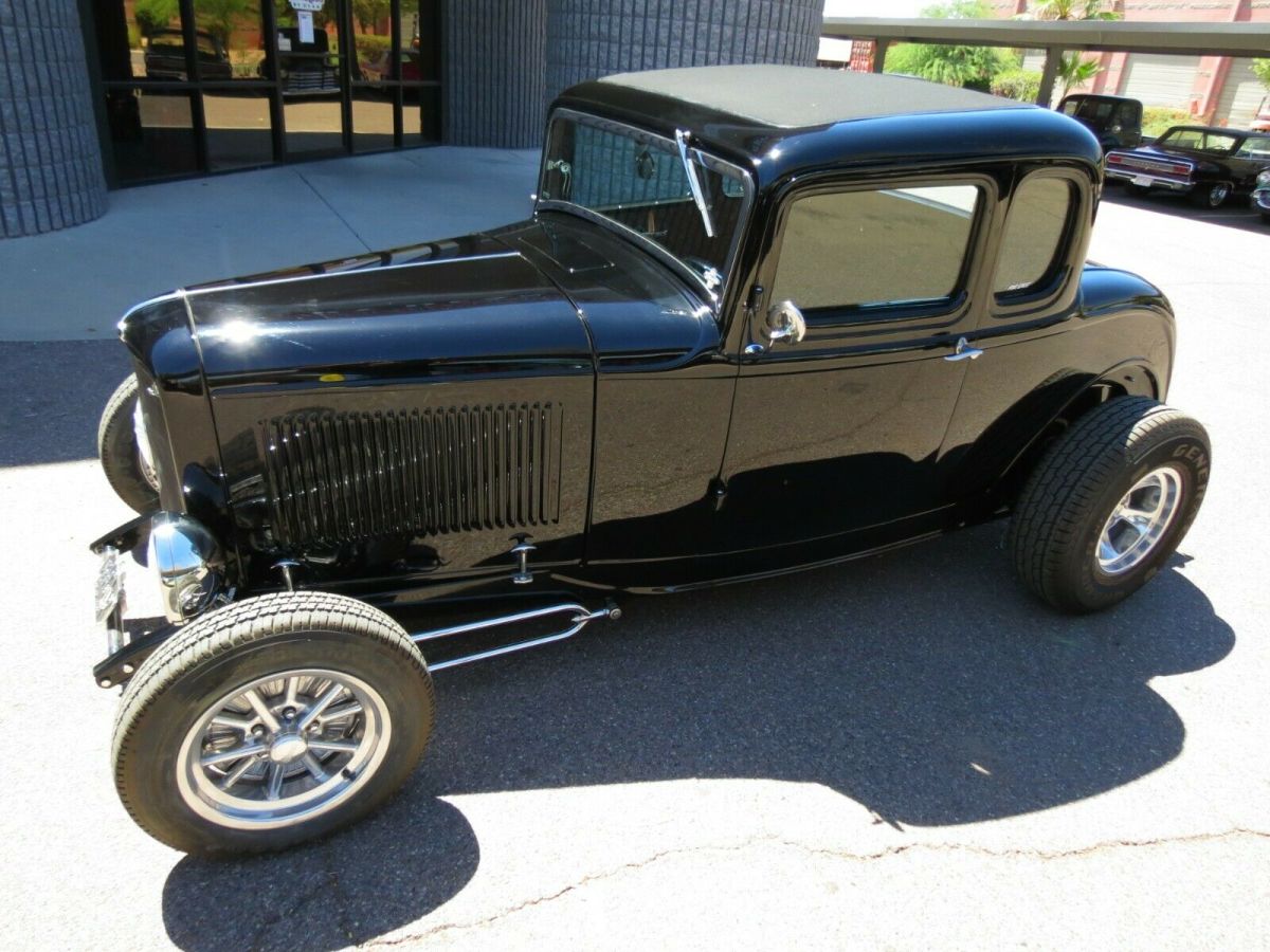 1932 Ford Coupe - photo 12