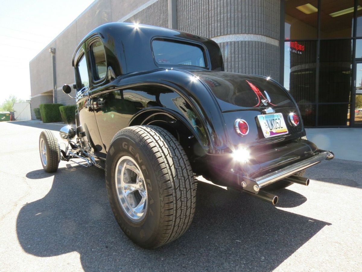 1932 Ford Coupe - photo 5