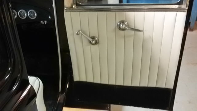 1932 Ford Model B - photo 11