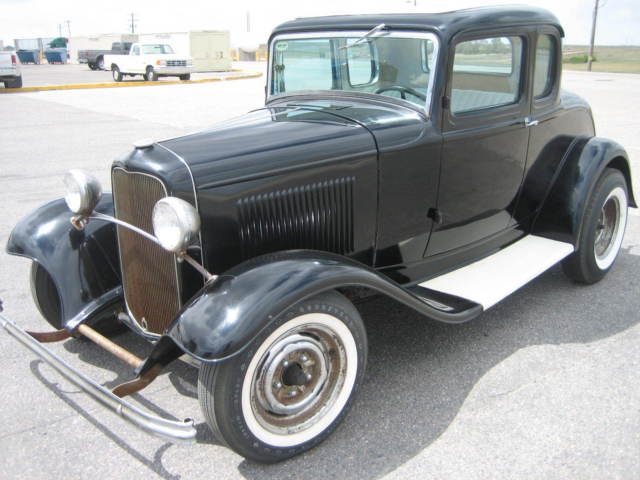 1932 Ford Model B - photo 2