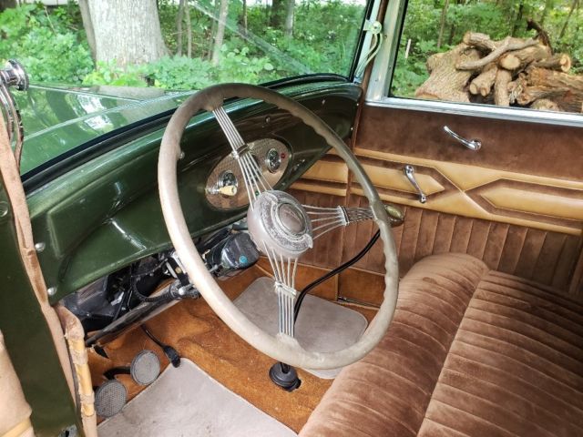 1932 Ford 5 Window Coupe - photo 13