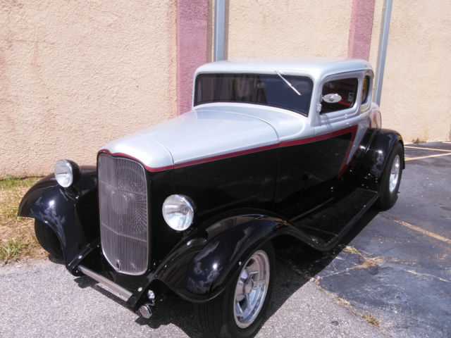 1932 Ford 5 Window Coupe - photo 2