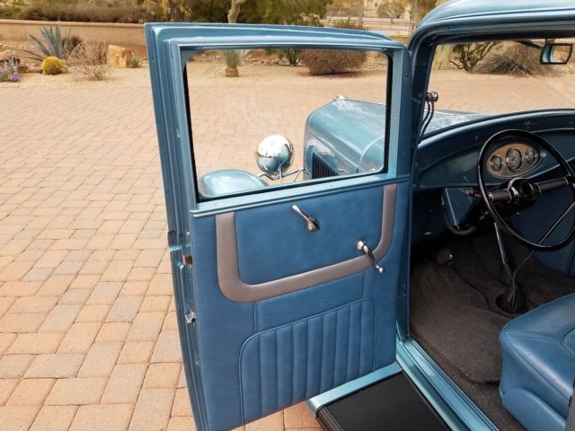 1932 Ford 32 Coupe - photo 11