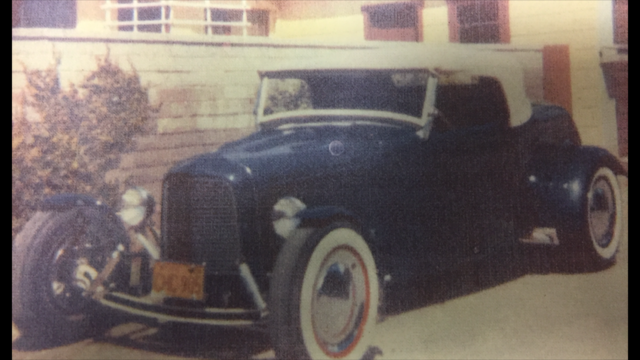 1932 Ford Roadster - photo 12