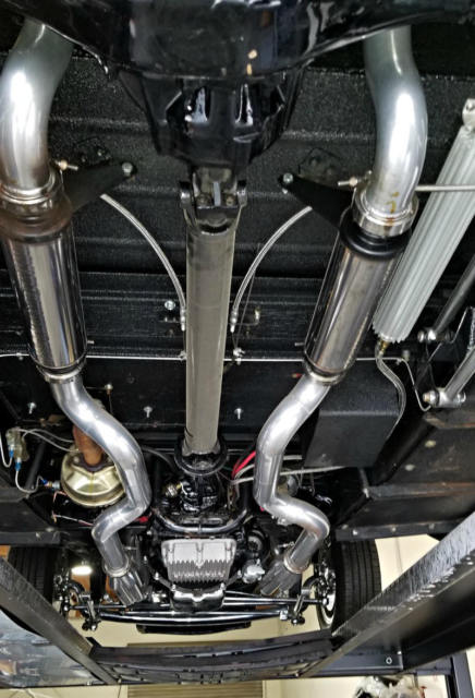 1932 Ford Tudor deluxe - photo 11