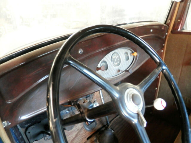 1932 Ford V-8 1932 Ford 5 Window Coupe BARN FIND - photo 4