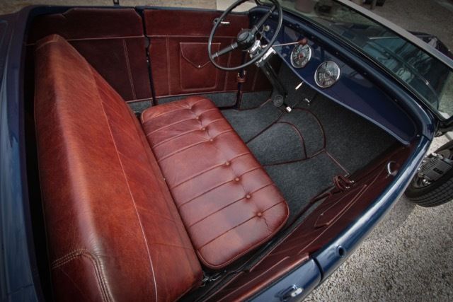 1932 Ford Roadster - photo 11