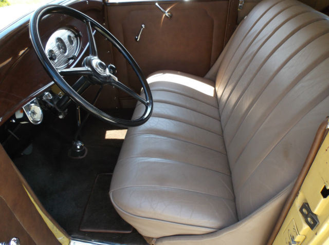 1932 Ford Cabriolet - photo 7
