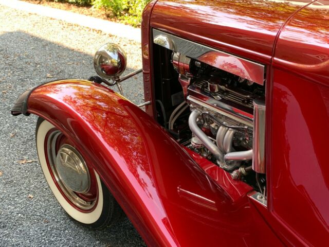 1932 Ford Cabriolet - photo 9