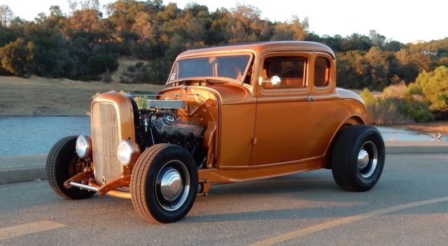 1932 Ford Coupe - photo 4