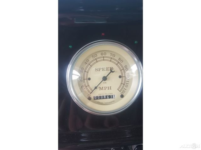 1932 Ford Coupe Down's 32' Ford Full Fender 3 Window Coupe - photo 9