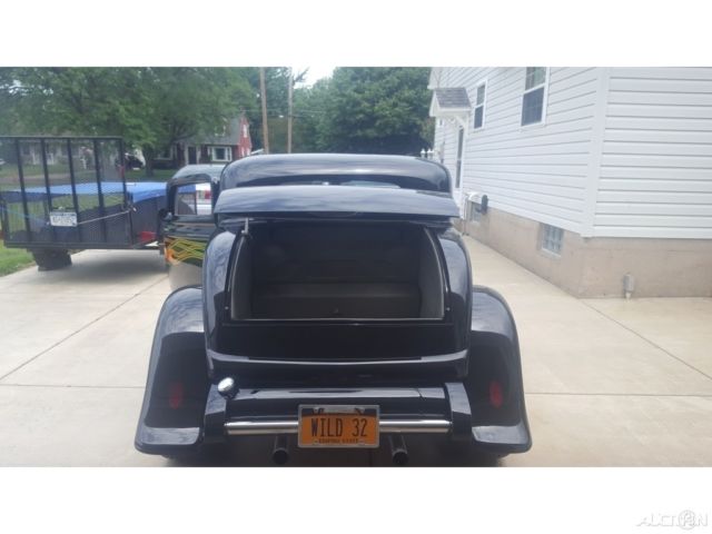 1932 Ford Coupe Down's 32' Ford Full Fender 3 Window Coupe - photo 8