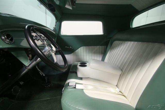 1932 Ford Coupe - photo 4