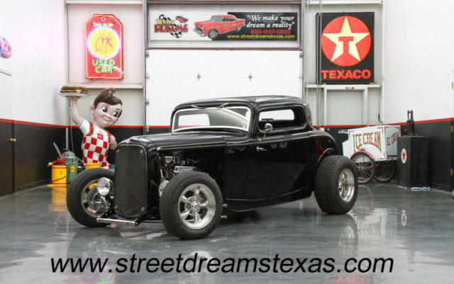 1932 Ford Coupe Harwood body ZZ4 350 355hp auto Wilwood 4 wheel di 5697 Miles Bl 1932 Ford Coupe Harwood body ZZ4 350 355hp auto Wilwood 4 wheel di
