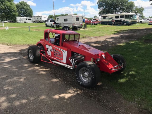 1932 Ford Coupe Race Rod 355 chevy small block, 350 trans stall converter 1932 Ford Model A