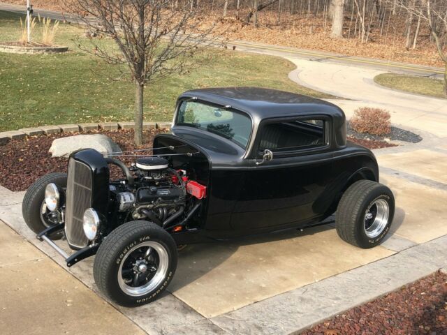 1932 Ford COUPE - photo 2