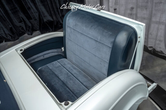 1932 Ford Custom Roadster BUILT BY MIDWEST STREET CUSTOMS! 5.7 Liter Che - photo 13
