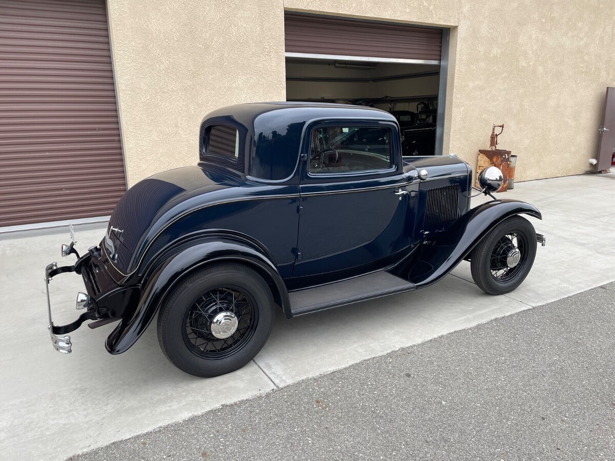 1932 Ford Deluxe - photo 2