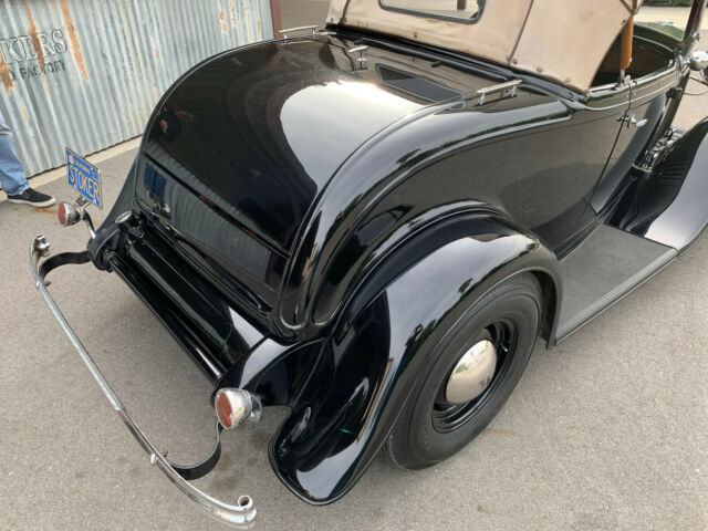 1932 Ford Roadster Deluxe - photo 11