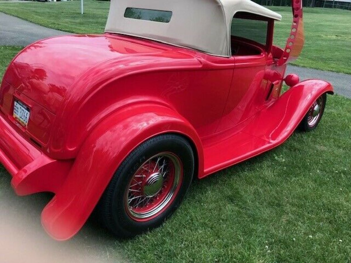1932 Ford Roadster - photo 4