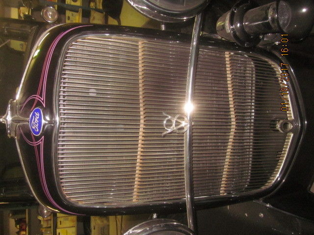 1932 Ford Deluxe 2 door sedan - photo 7