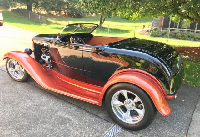 1932 Ford Roadster - photo 3