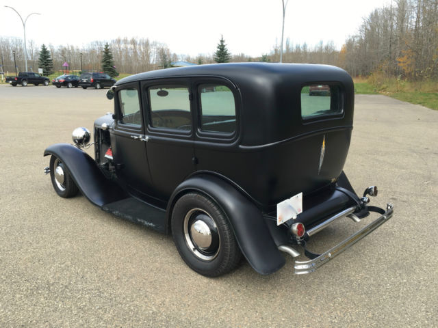 1932 Ford 1932 Fordor Sedan - Survivor 1950's Hot Rod - photo 4