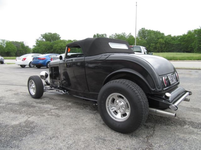 1932 Ford Roadster - photo 5