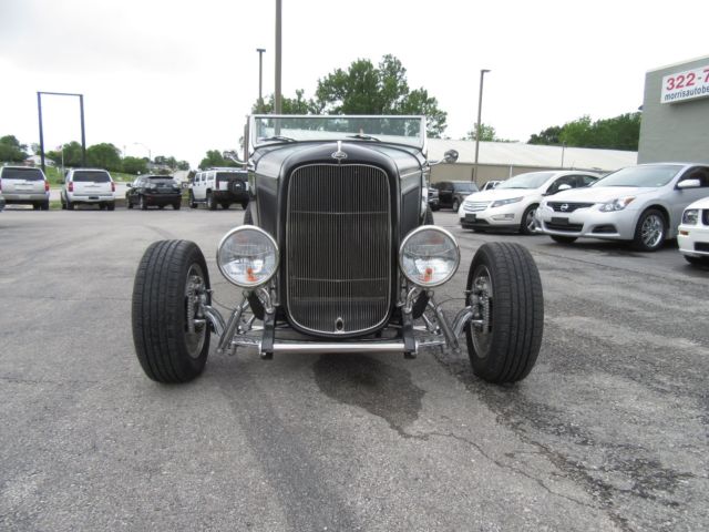 1932 Ford Roadster - photo 9