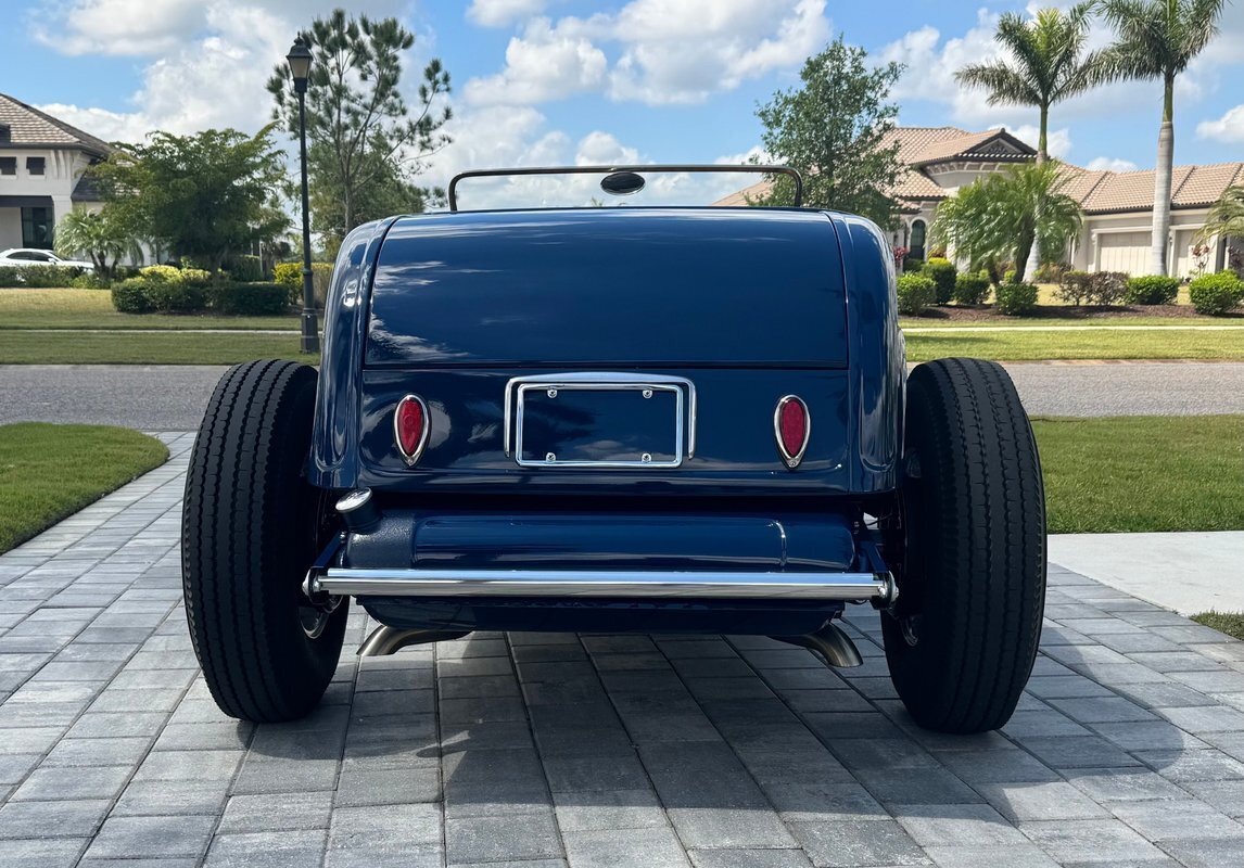 1932 Ford Hi-Boy Roadster - photo 8