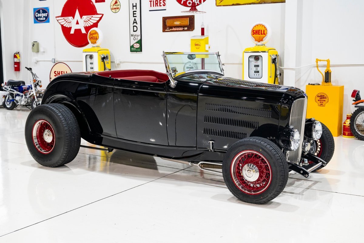 1932 Ford Hi-Boy Roadster - photo 12