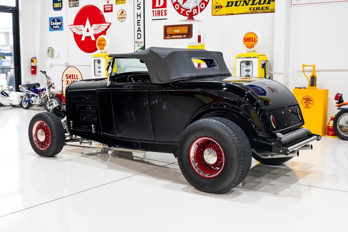 1932 Ford Hi-Boy Roadster - photo 6